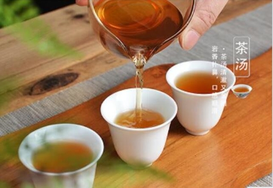 ティリンは,福建農業科学アカデミーの茶研究所からタイグアと交配して開発された.